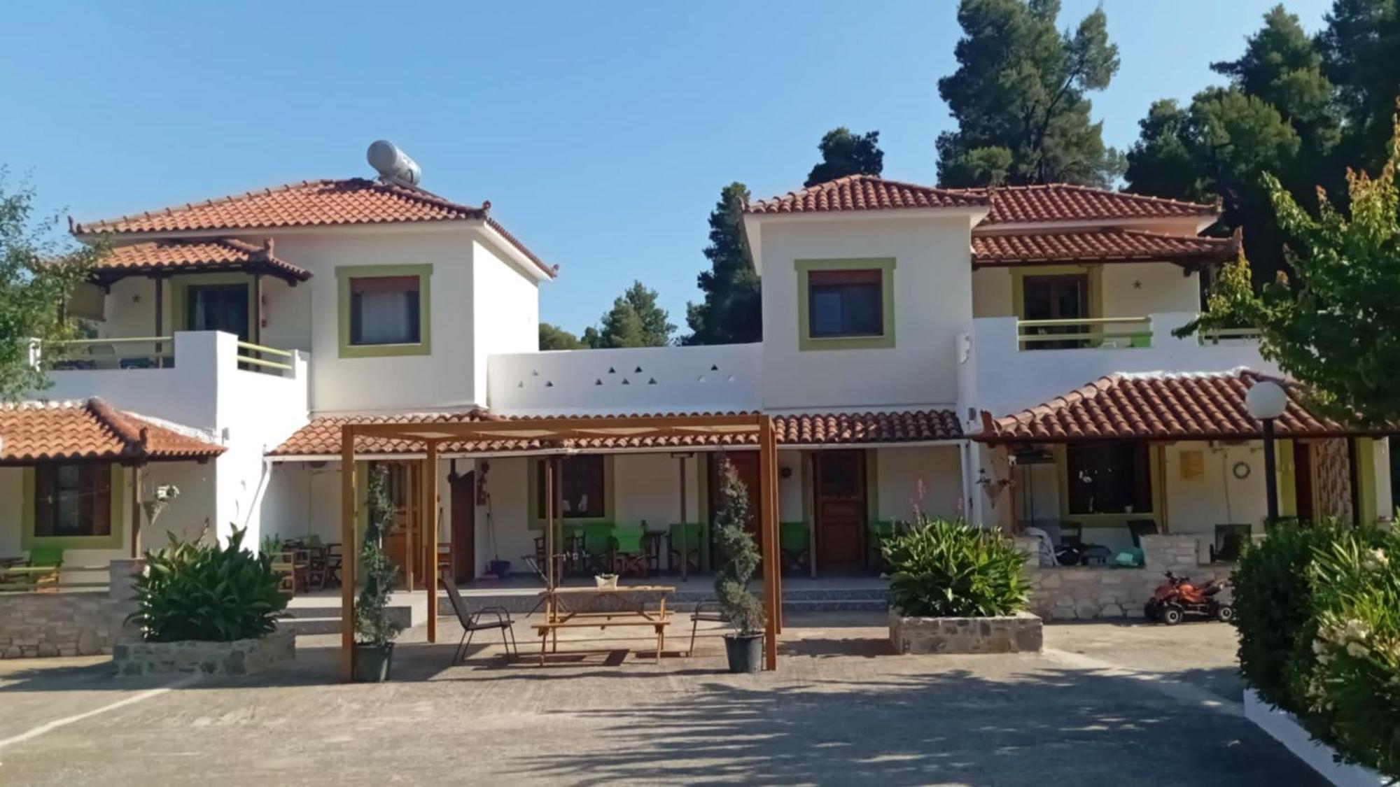 Sandra Panormos (Skopelos)